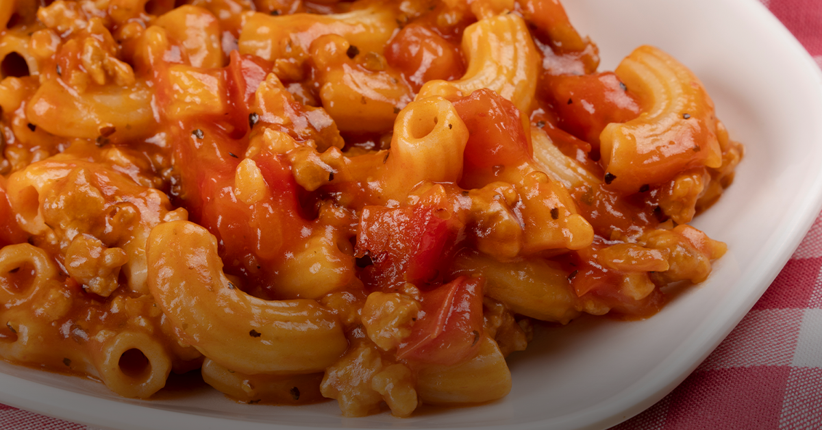 Creamy pasta with tomato
